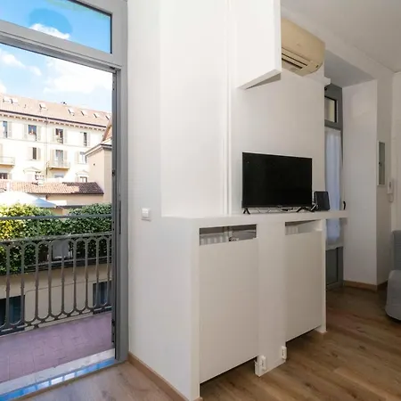 Apartment Porta Nuova & Parco Del Valentino Studio Turin